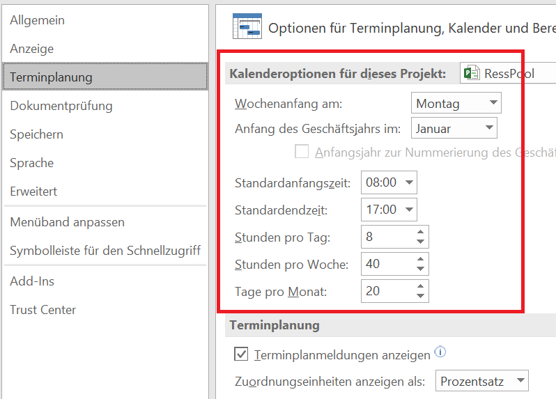 Das Bild zeigt den Kalender, der die Arbeitszeiten für die Reessourcen möglich macht.